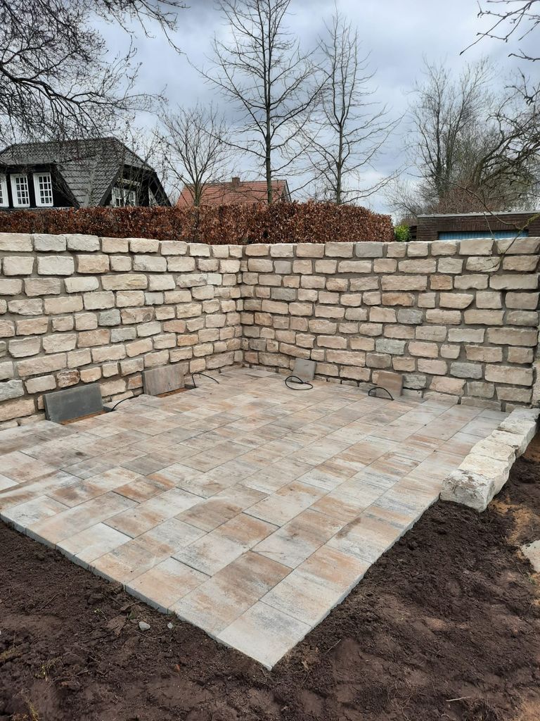 Natursteinmauer